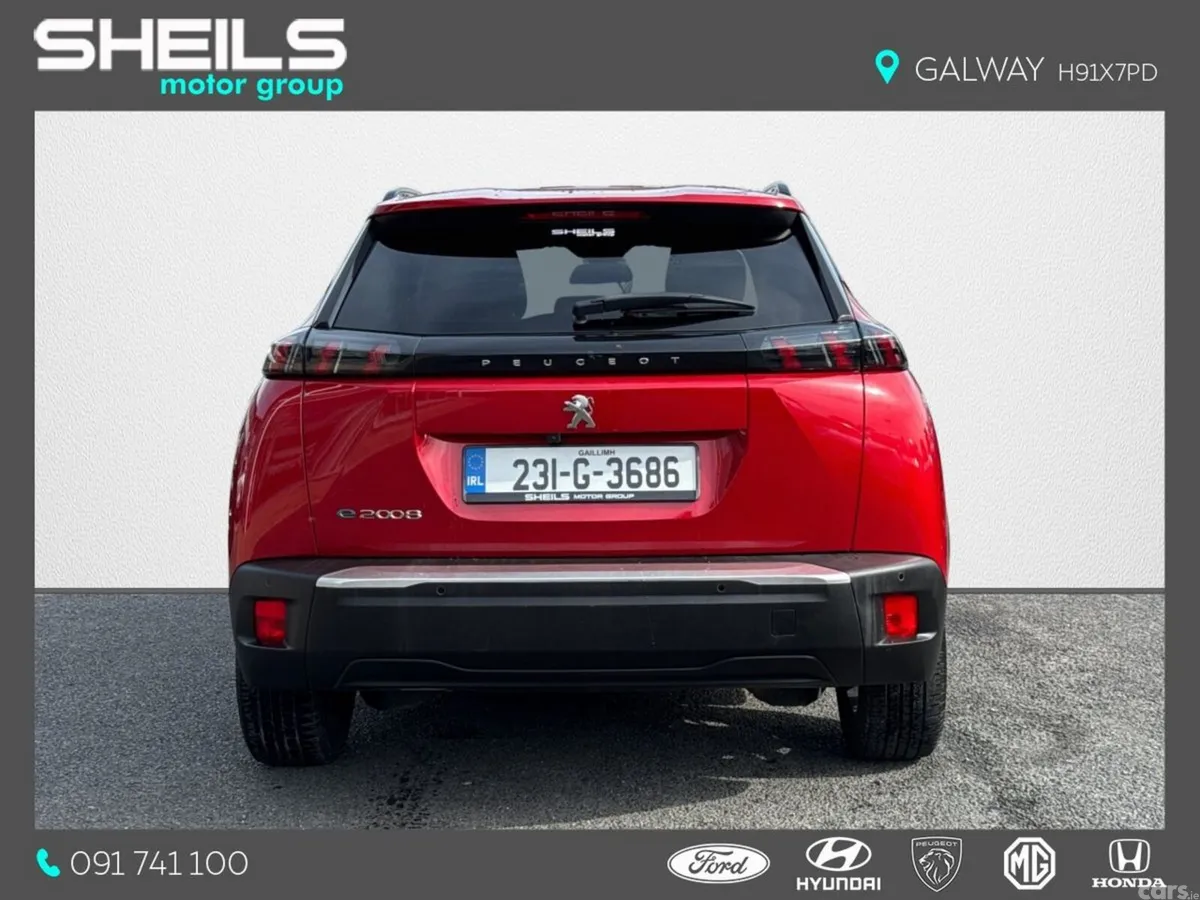 Peugeot 2008 MPV, Electric, 2023, Red