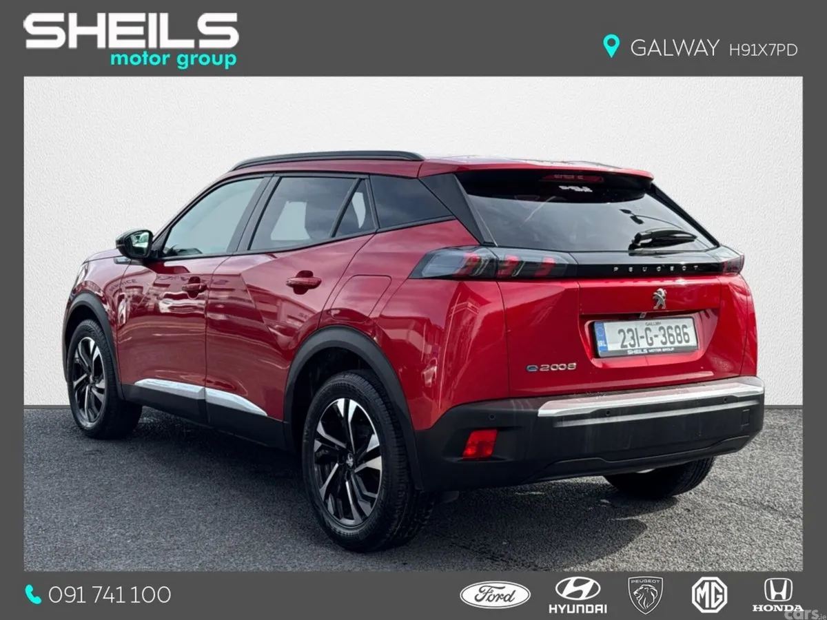 Peugeot 2008 MPV, Electric, 2023, Red