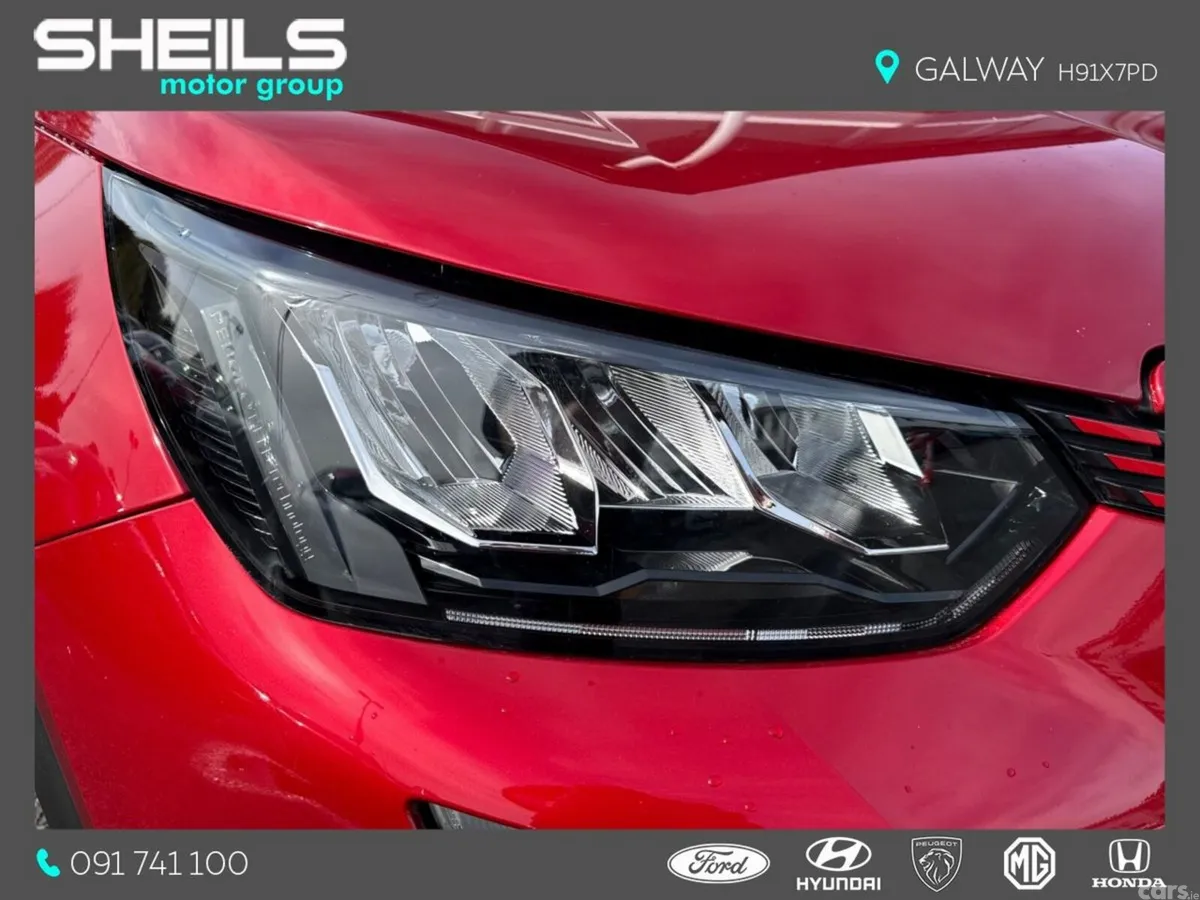 Peugeot 2008 MPV, Electric, 2023, Red