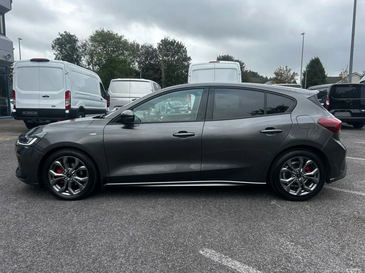 Ford Focus ST-Line X 1.0L EcoBoost 125PS mHEV, Cork
