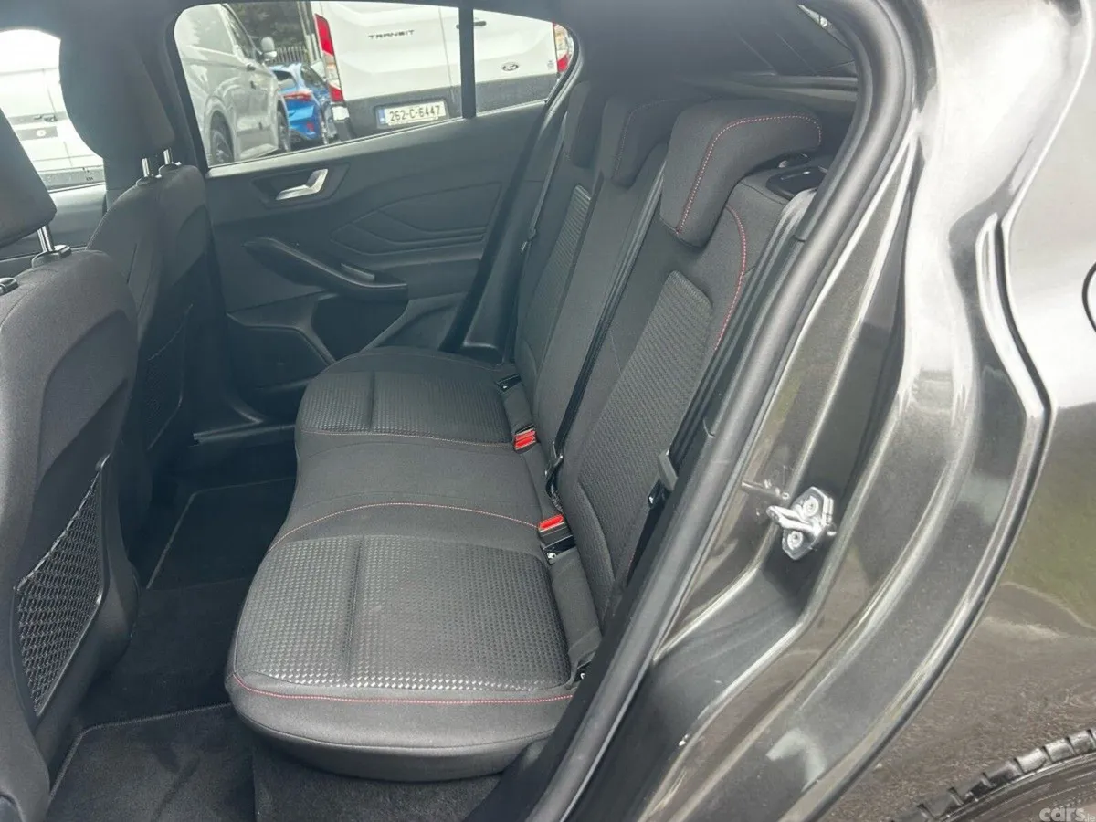 Ford Focus ST-Line X 1.0L EcoBoost 125PS mHEV, Cork