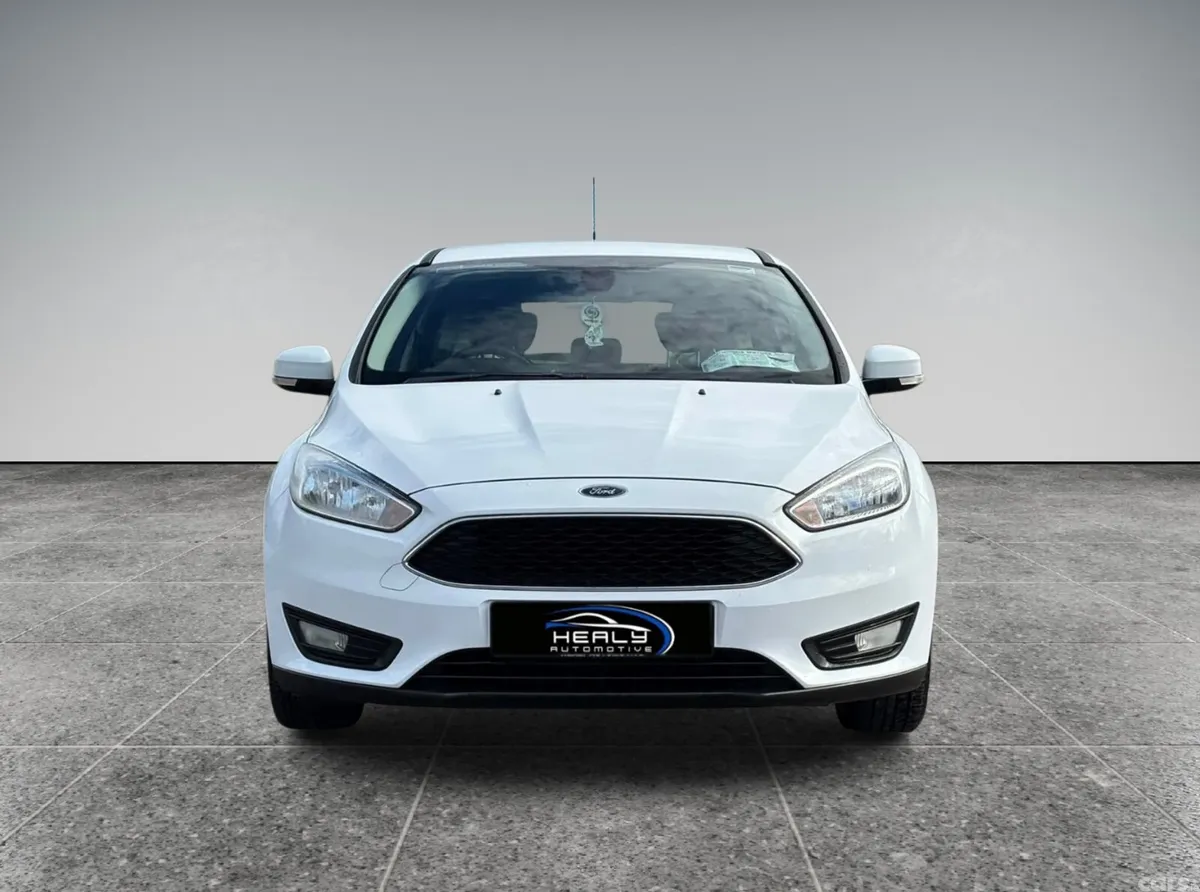Ford Focus Hatchback, Diesel, 2015, White