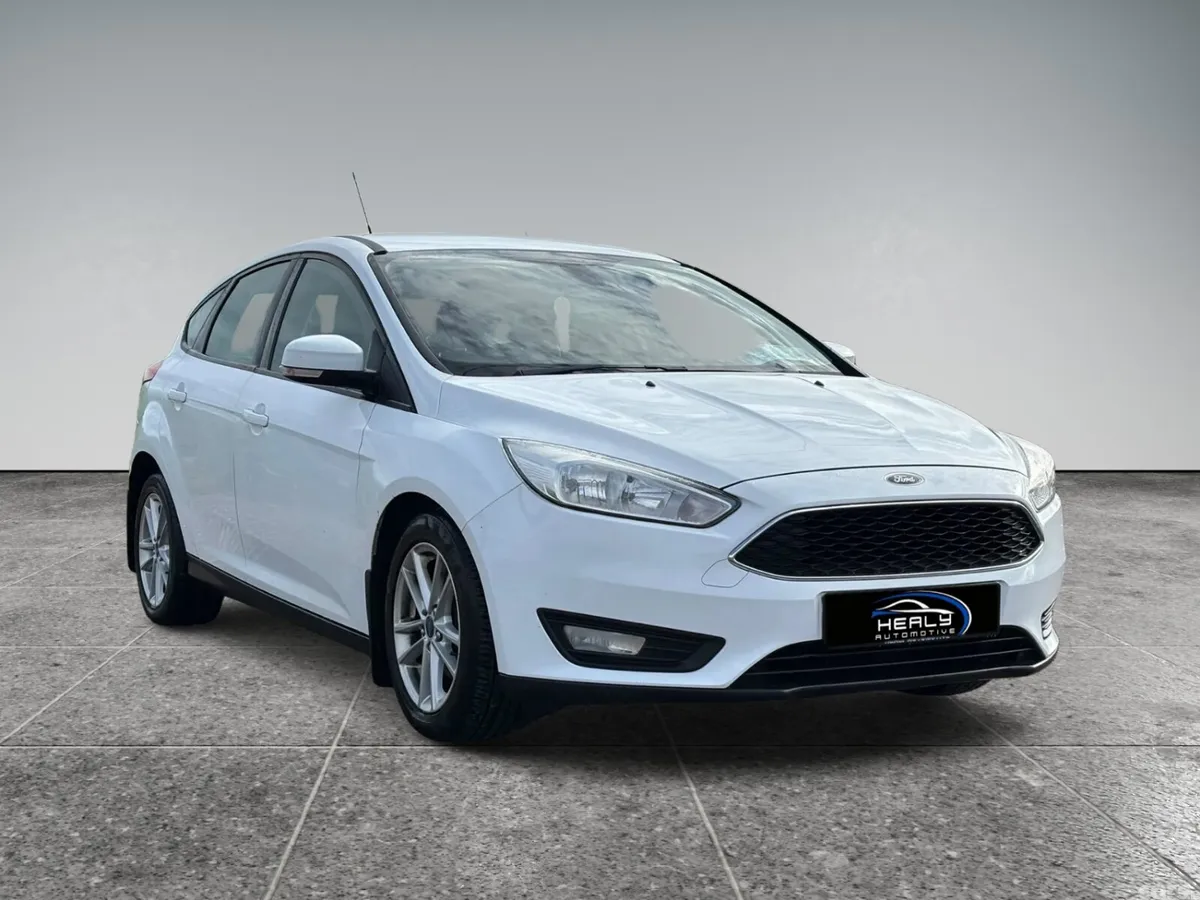 Ford Focus Hatchback, Diesel, 2015, White