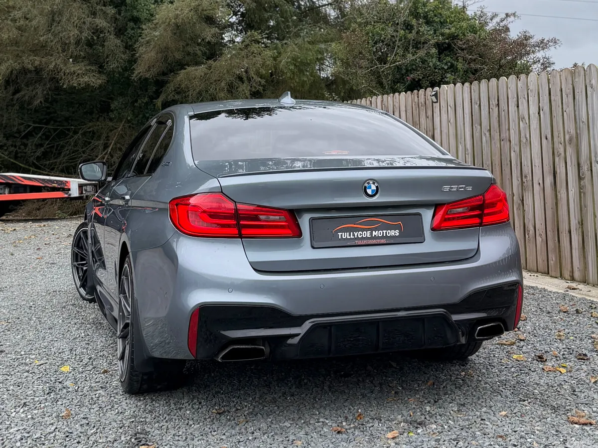 BMW 5-Series Saloon, Petrol Plug-in Hybrid, 2018, Blue