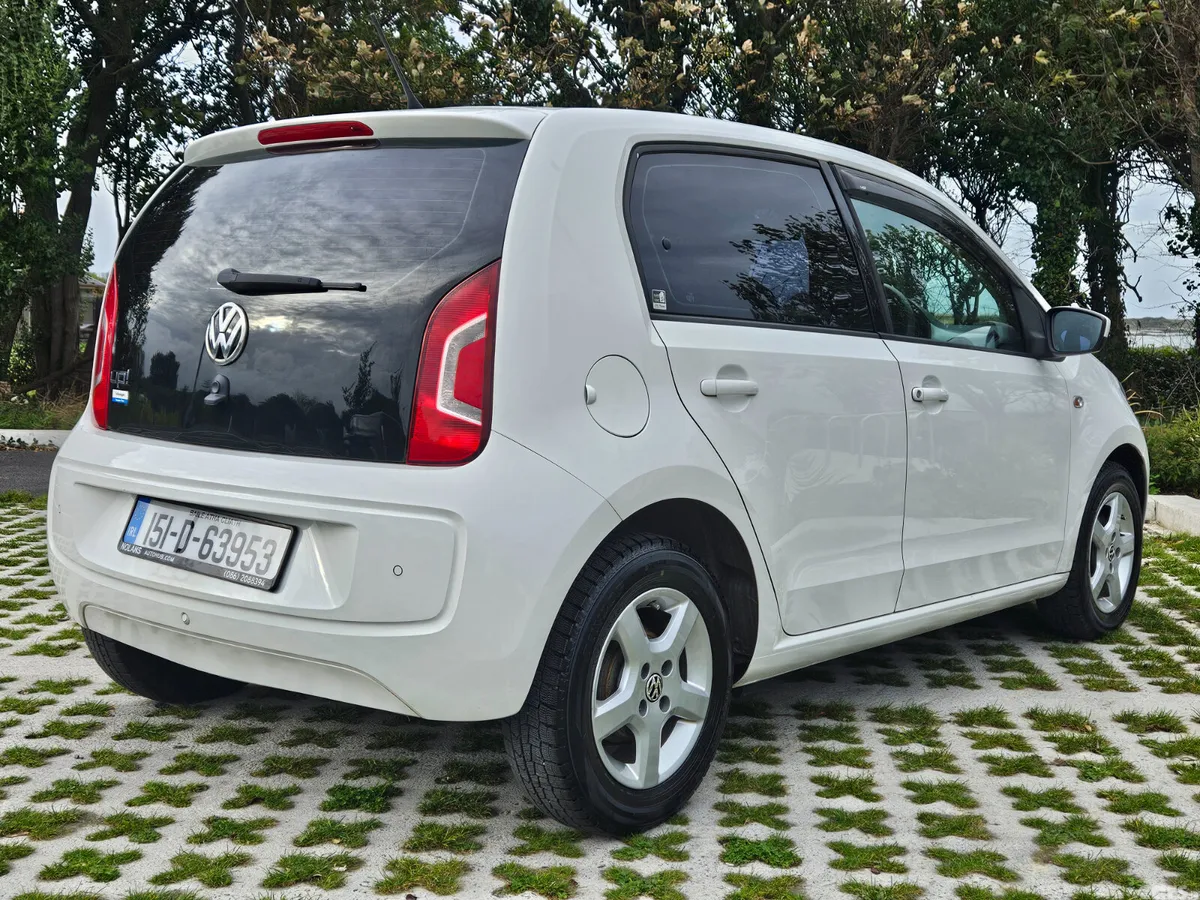 Volkswagen up! Hatchback, Petrol, 2015, White
