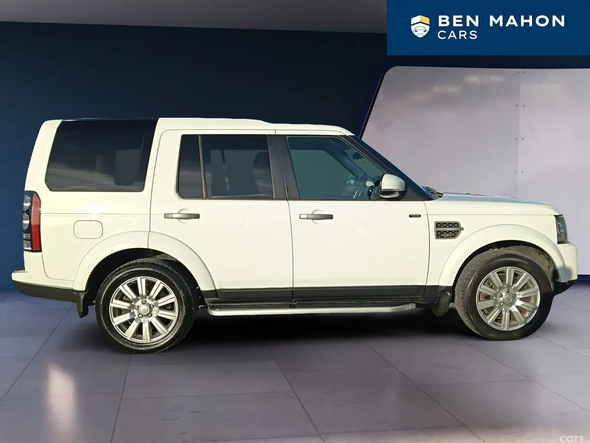 Land Rover Discovery SUV, Diesel, 2016, White