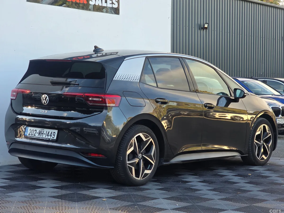 Volkswagen ID.3 Hatchback, Electric, 2020, Grey