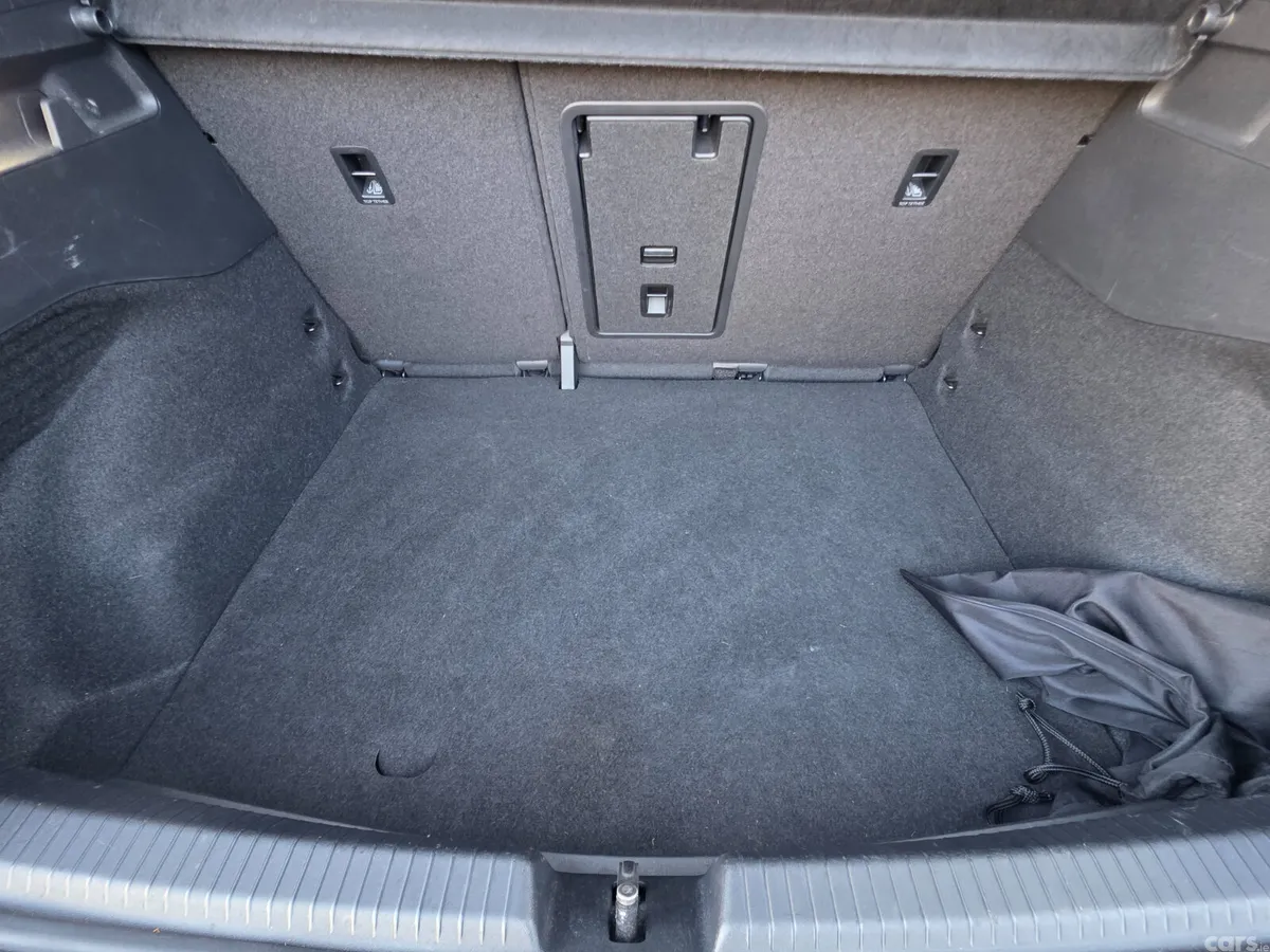 Volkswagen ID.3 Hatchback, Electric, 2020, Grey