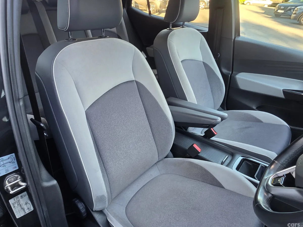 Volkswagen ID.3 Hatchback, Electric, 2020, Grey