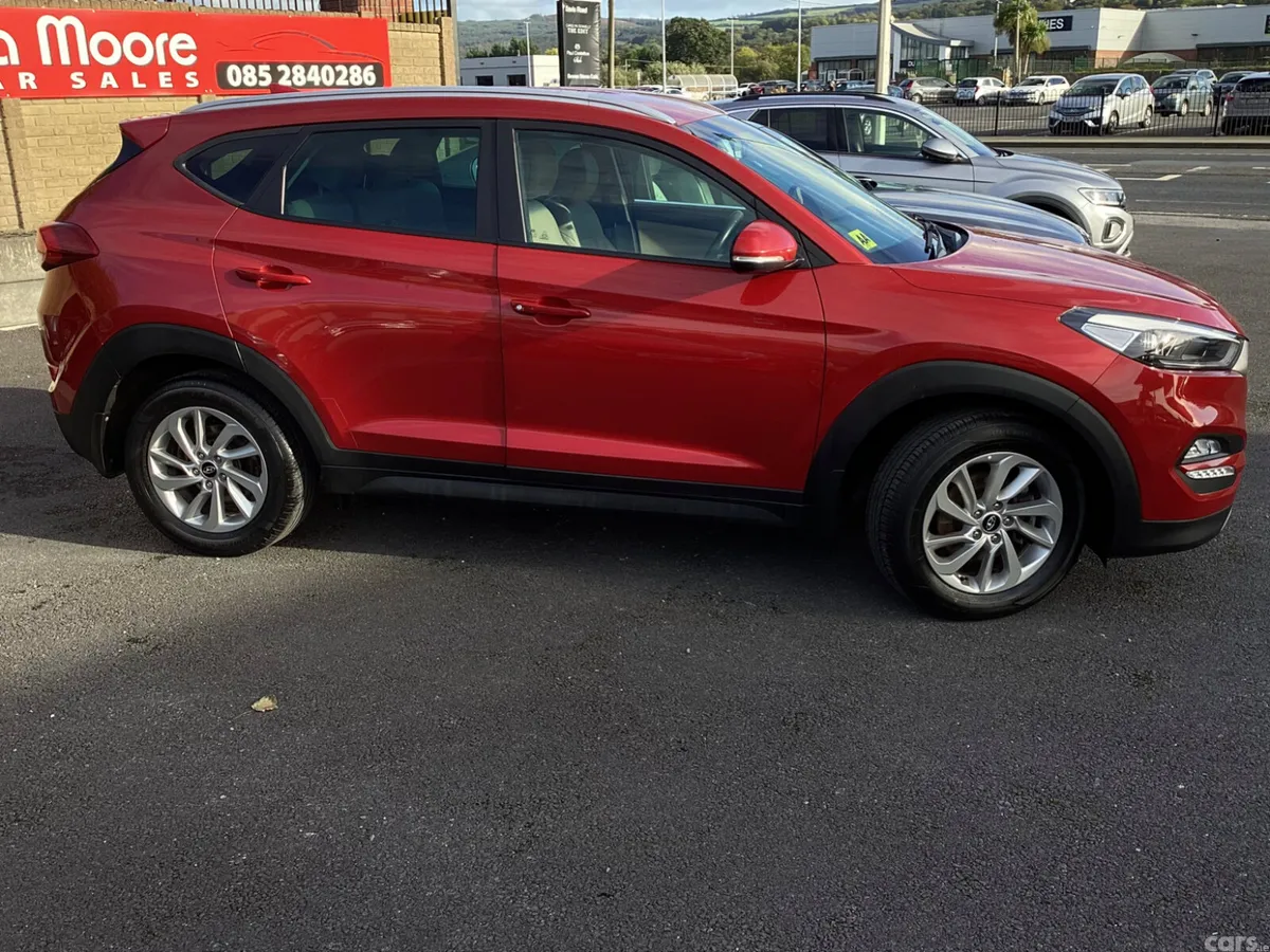 Hyundai Tucson SUV, Diesel, 2018, Red