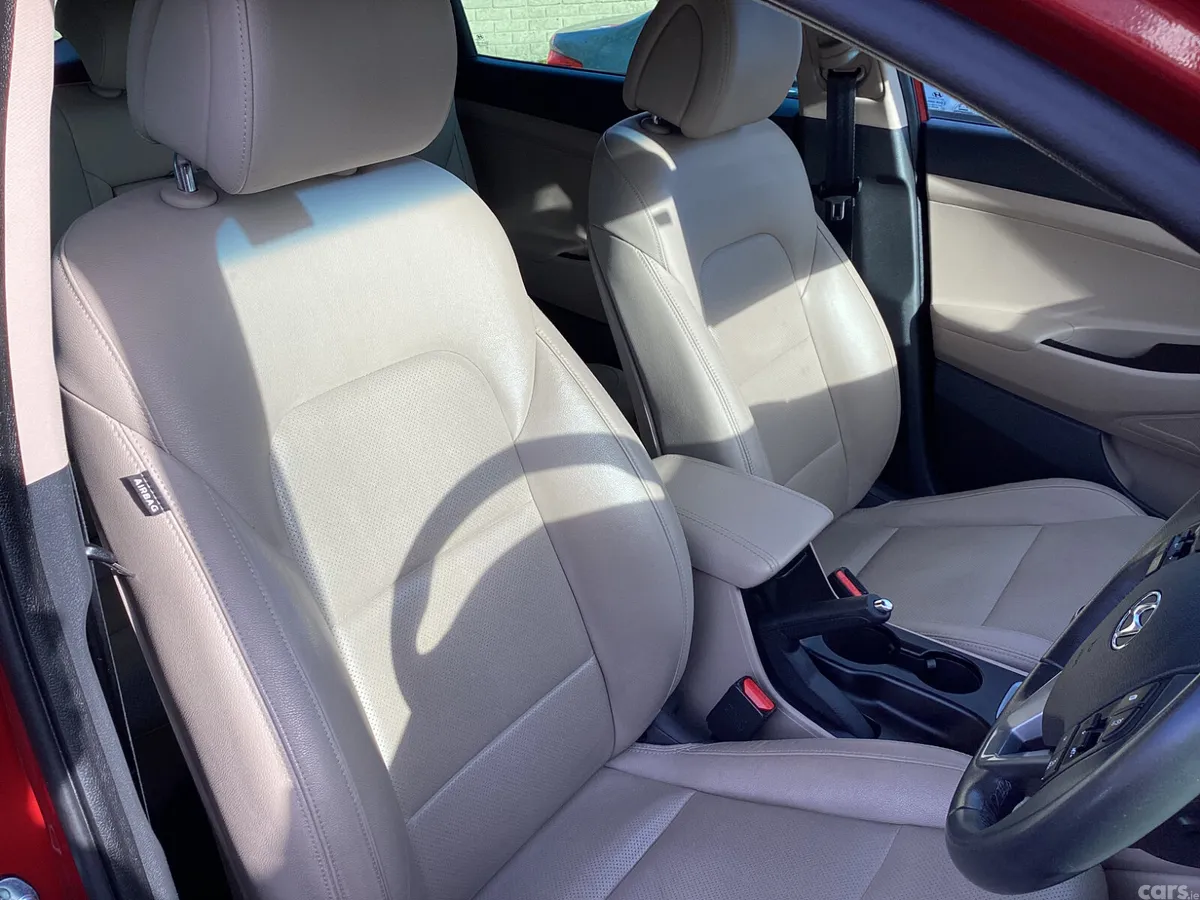 Hyundai Tucson SUV, Diesel, 2018, Red