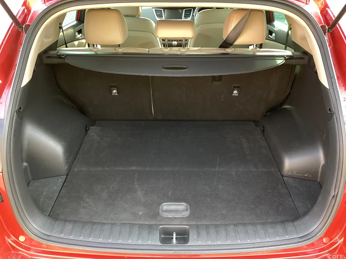 Hyundai Tucson SUV, Diesel, 2018, Red
