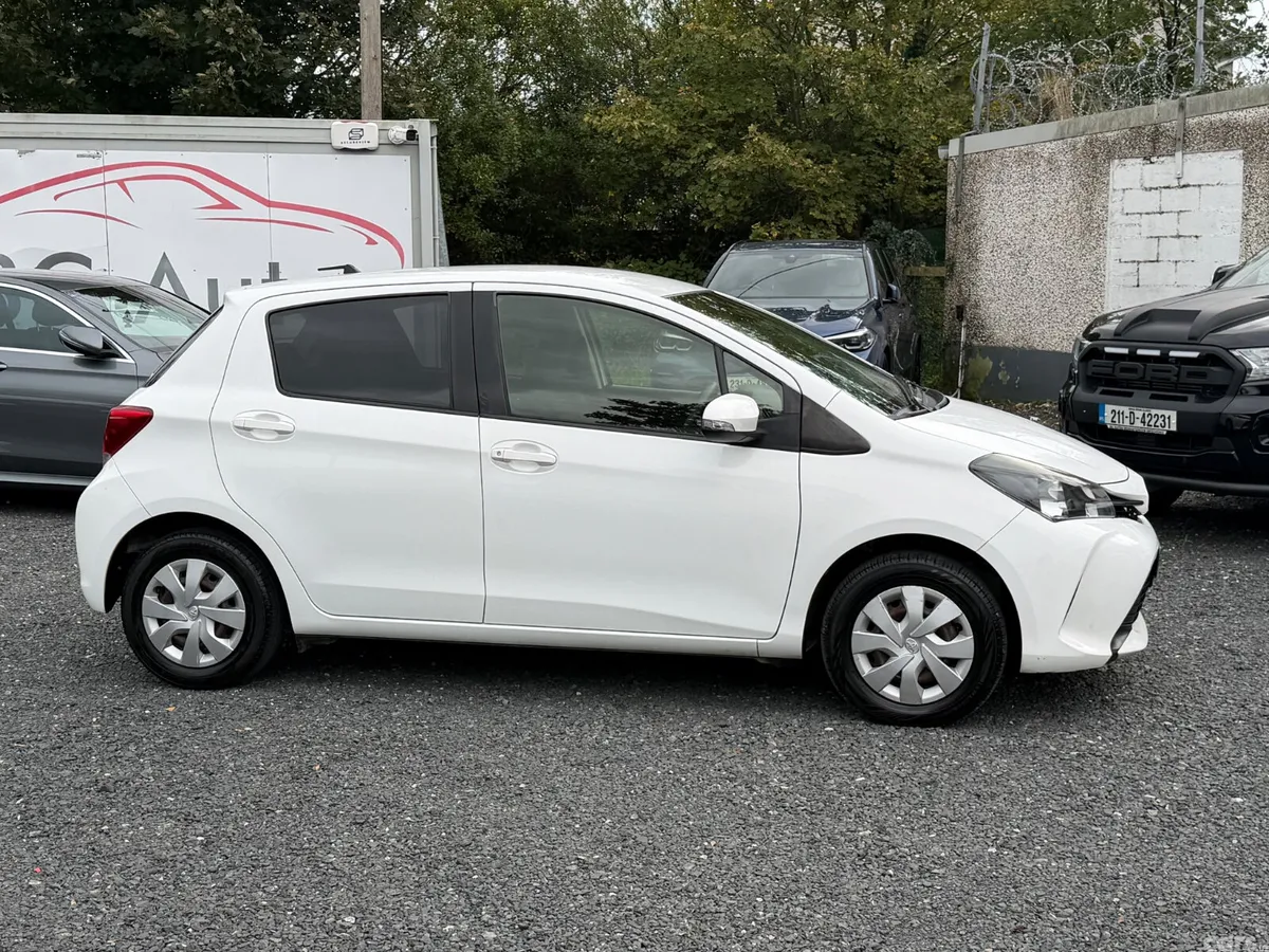Toyota Vitz Hatchback, Petrol, 2016, White