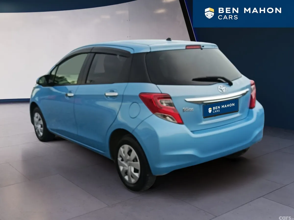Toyota Vitz Hatchback, Petrol, 2015, Blue