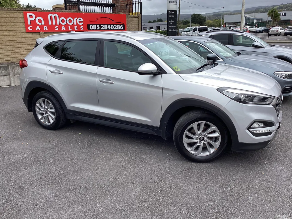 Hyundai Tucson SUV, Diesel, 2016, Silver