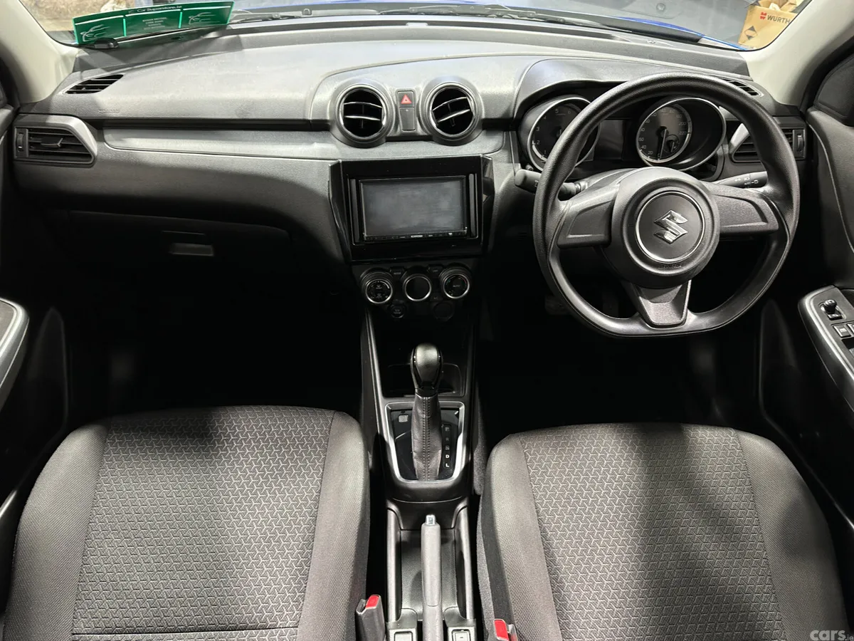 Suzuki Swift Hatchback, Petrol, 2023, Blue