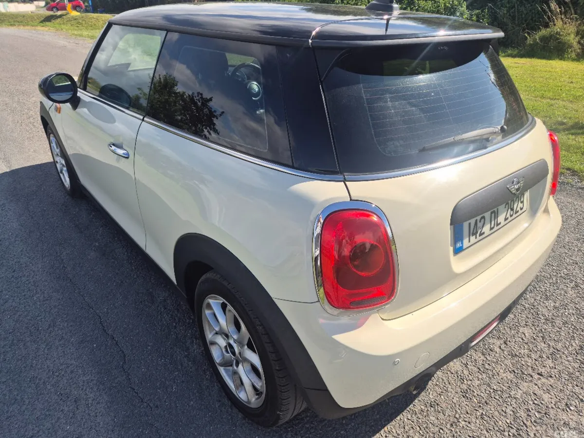 Mini One Hatchback, Diesel, 2014, White
