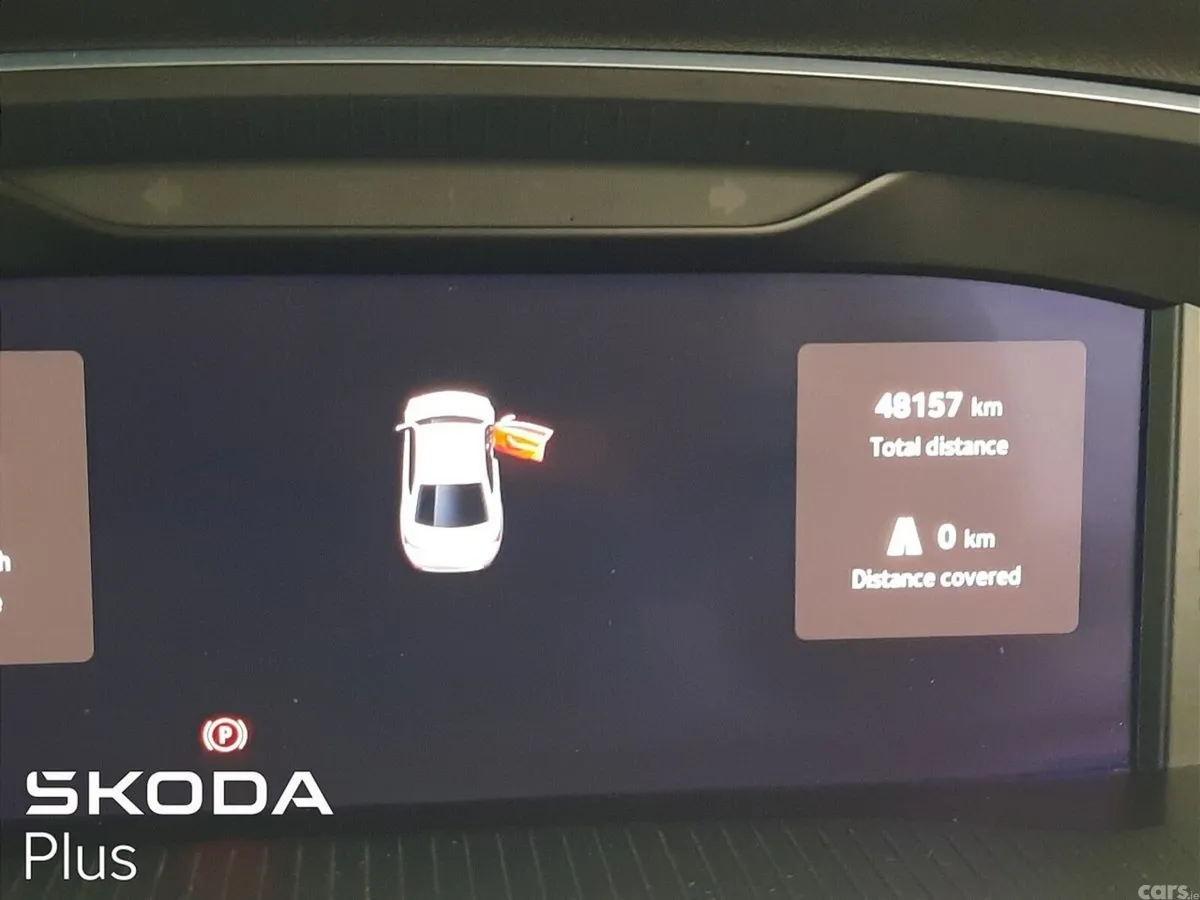 Skoda Octavia Saloon, Diesel, 2024, White