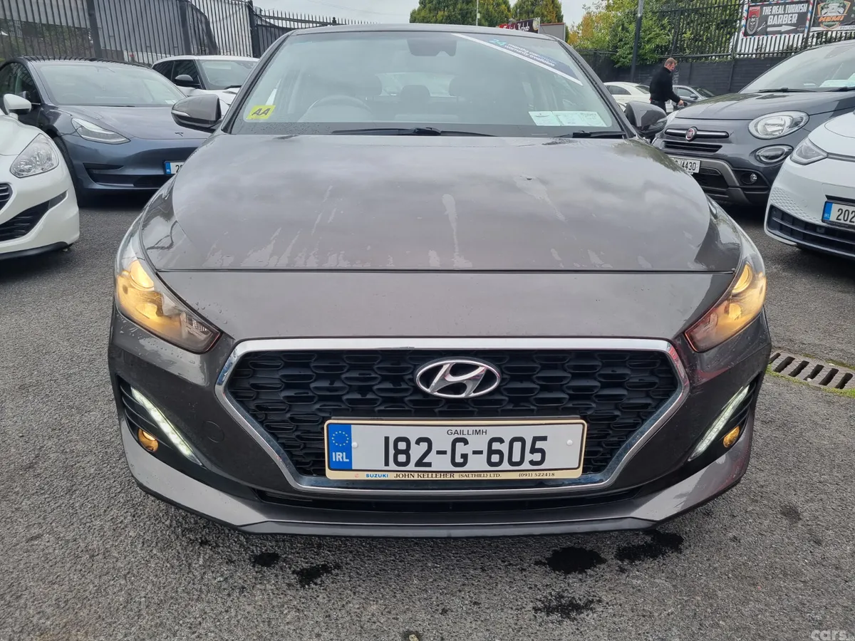 Hyundai i30 Hatchback, Petrol, 2018, Brown
