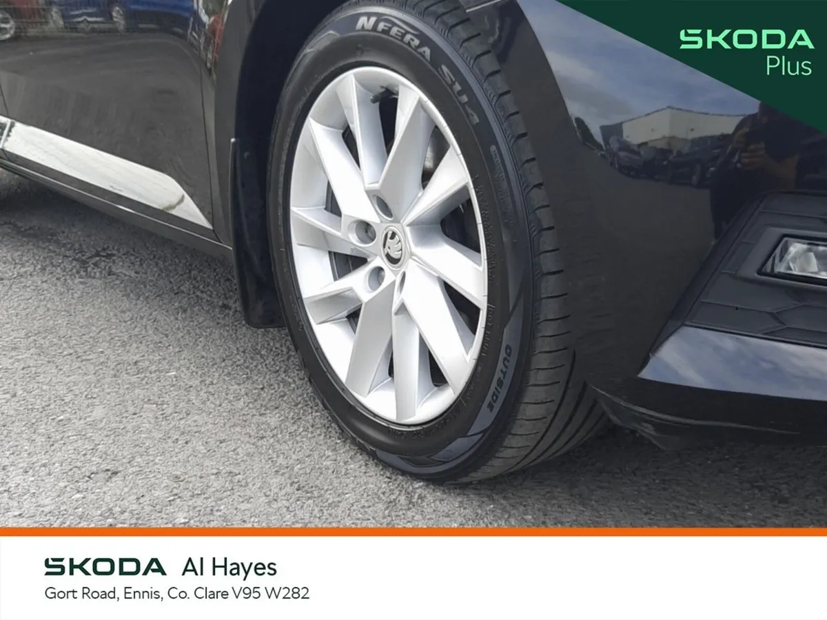Skoda Superb Saloon, Diesel, 2023, Black
