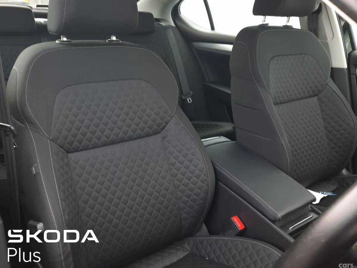 Skoda Superb Saloon, Diesel, 2023, Black