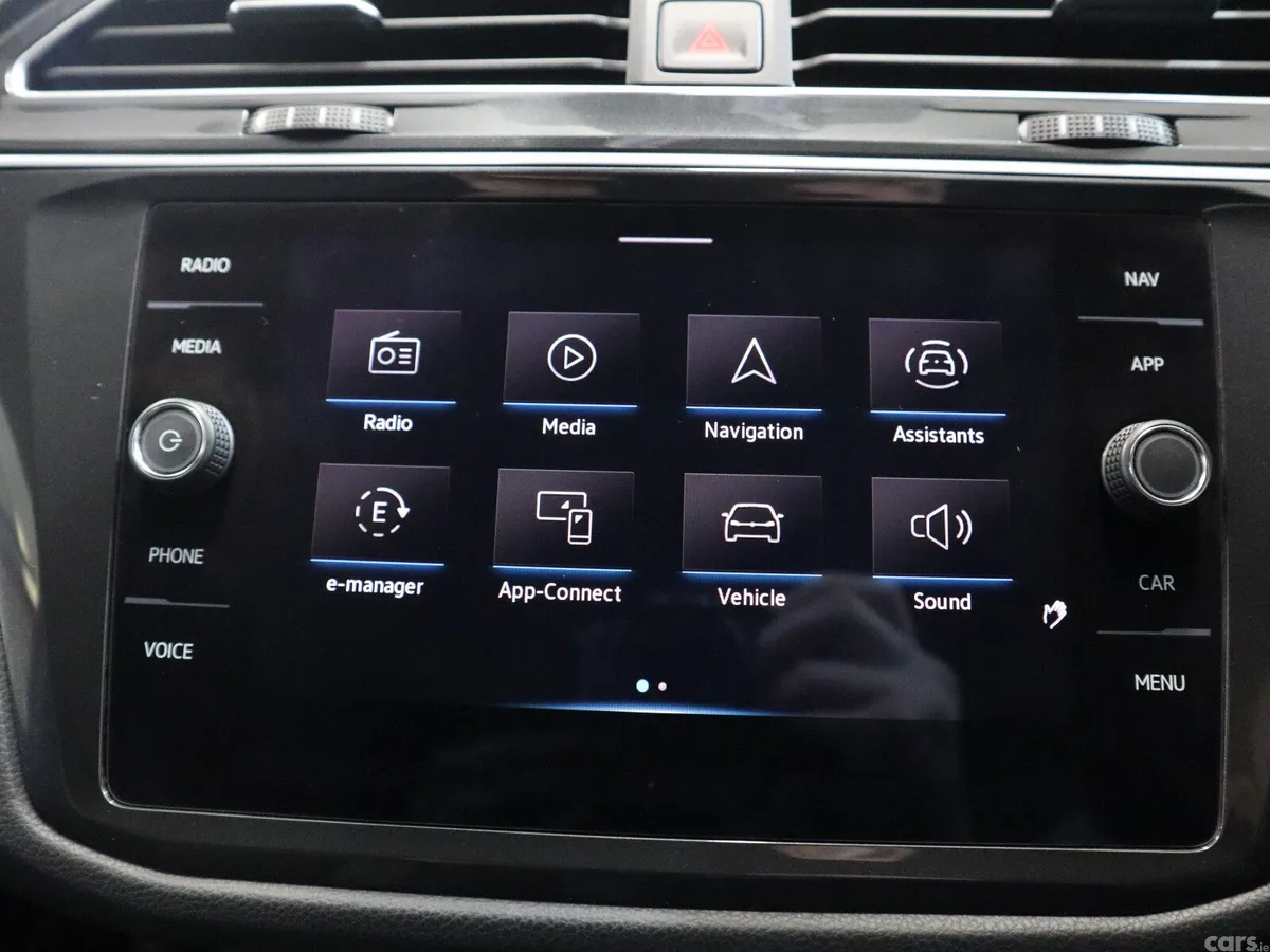 Volkswagen Tiguan SUV, Petrol Hybrid, 2023, Black