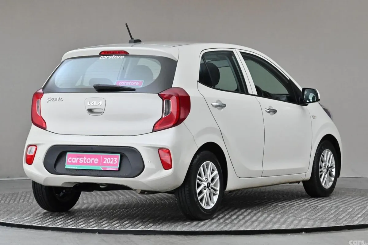 Kia Picanto Hatchback, Petrol, 2023, Yellow
