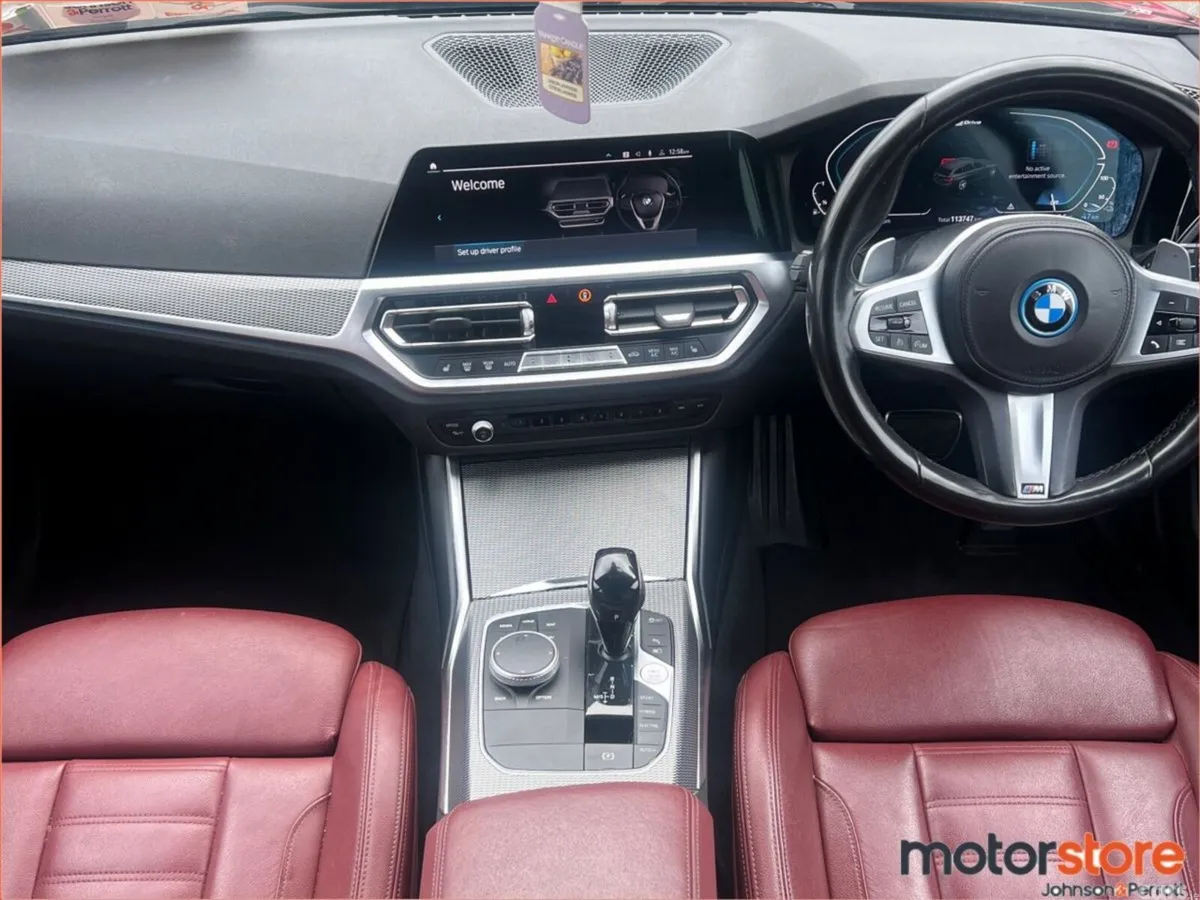 BMW 3-Series Estate, Petrol Plug-in Hybrid, 2022, Black
