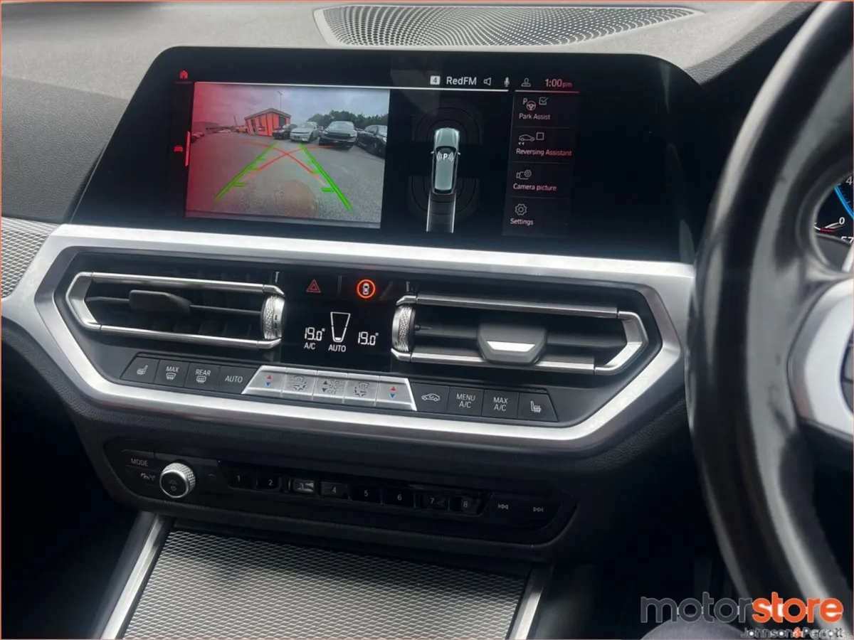 BMW 3-Series Estate, Petrol Plug-in Hybrid, 2022, Black