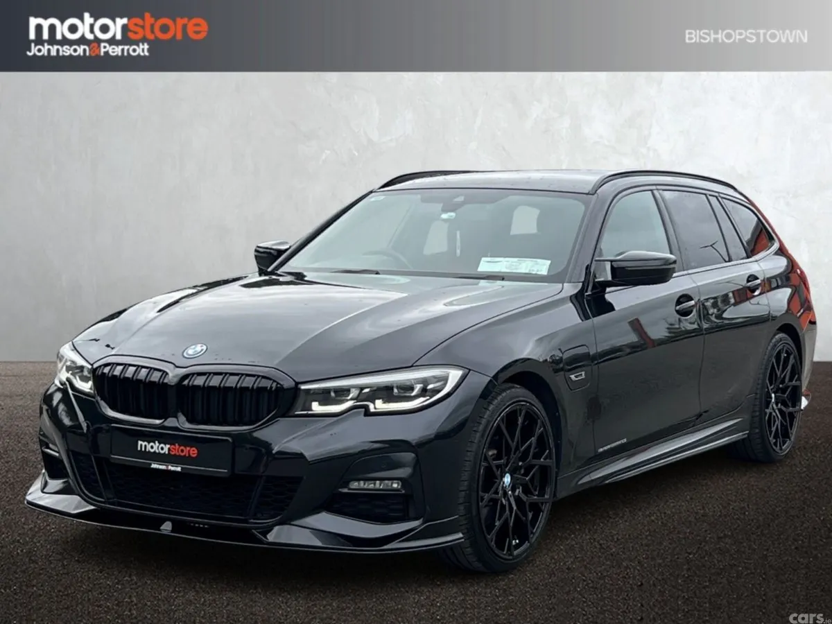 BMW 3-Series Estate, Petrol Plug-in Hybrid, 2022, Black