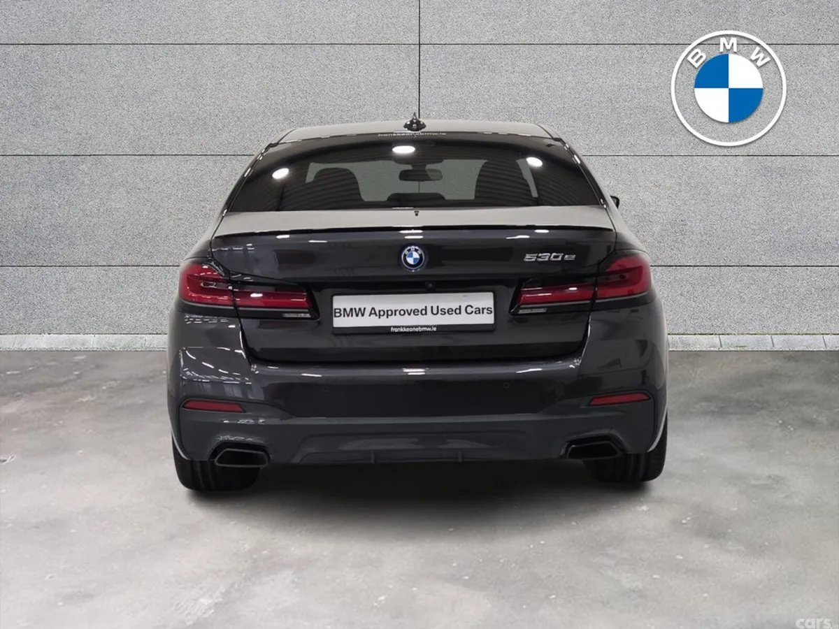BMW 5-Series Saloon, Petrol Plug-in Hybrid, 2022, Grey