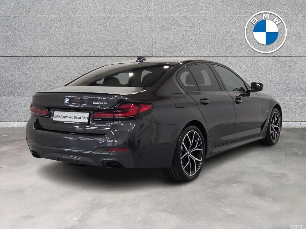 BMW 5-Series Saloon, Petrol Plug-in Hybrid, 2022, Grey