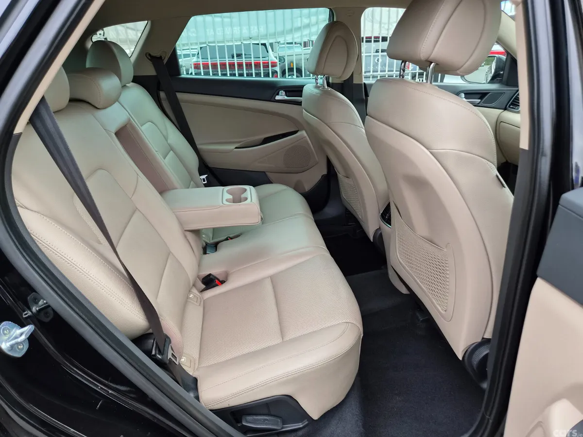 Hyundai Tucson SUV, Diesel, 2017, Black