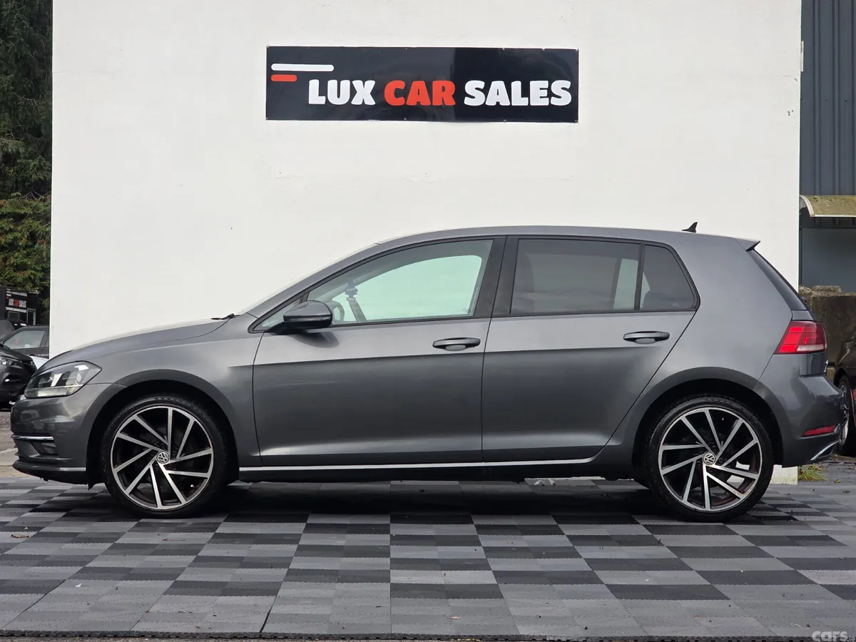 Volkswagen Golf Estate, Diesel, 2017, Grey