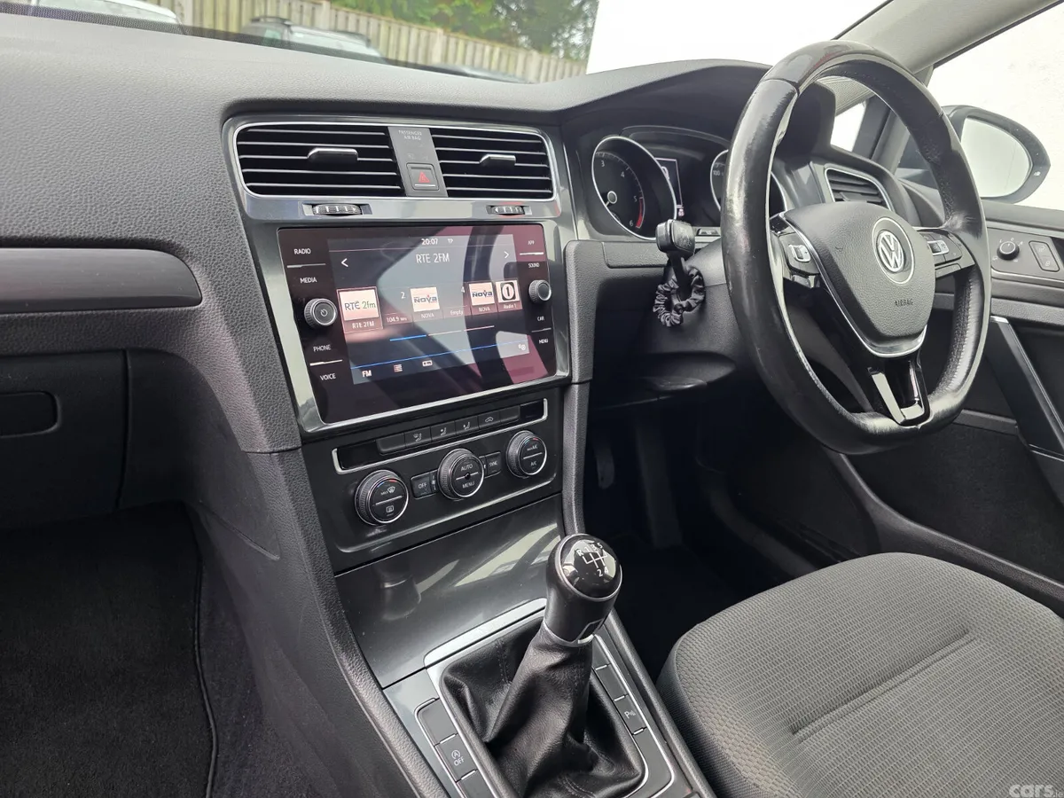Volkswagen Golf Estate, Diesel, 2017, Grey