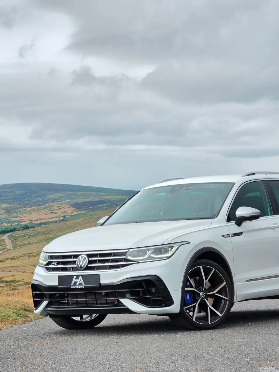 Volkswagen Tiguan SUV, Petrol, 2022, White