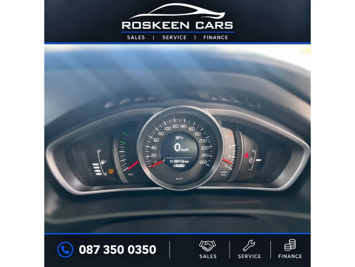 Volvo V40 Hatchback, Diesel, 2015, Grey