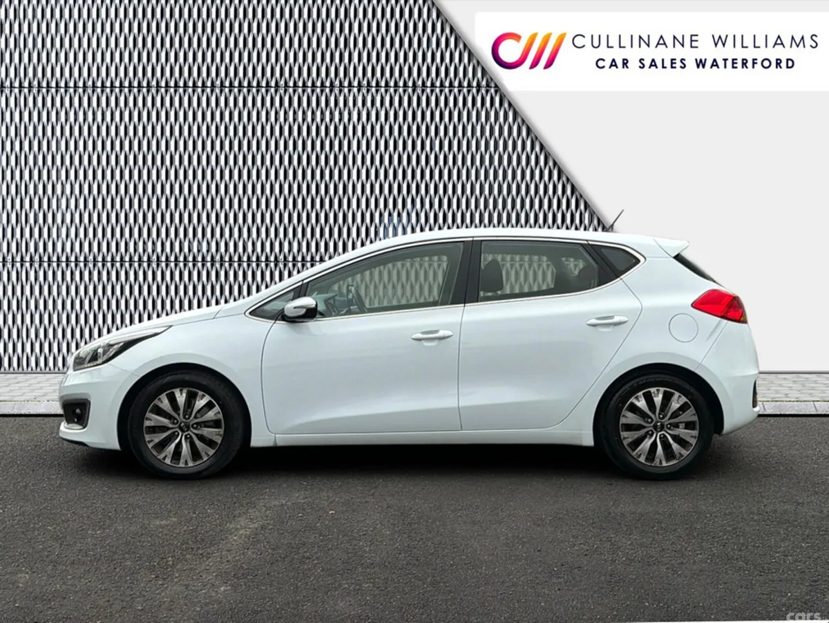 Kia Ceed Hatchback, Diesel, 2016, White