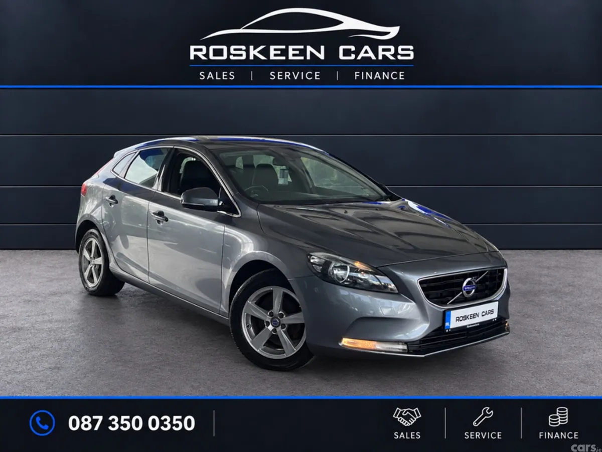 Volvo V40 Hatchback, Diesel, 2015, Grey