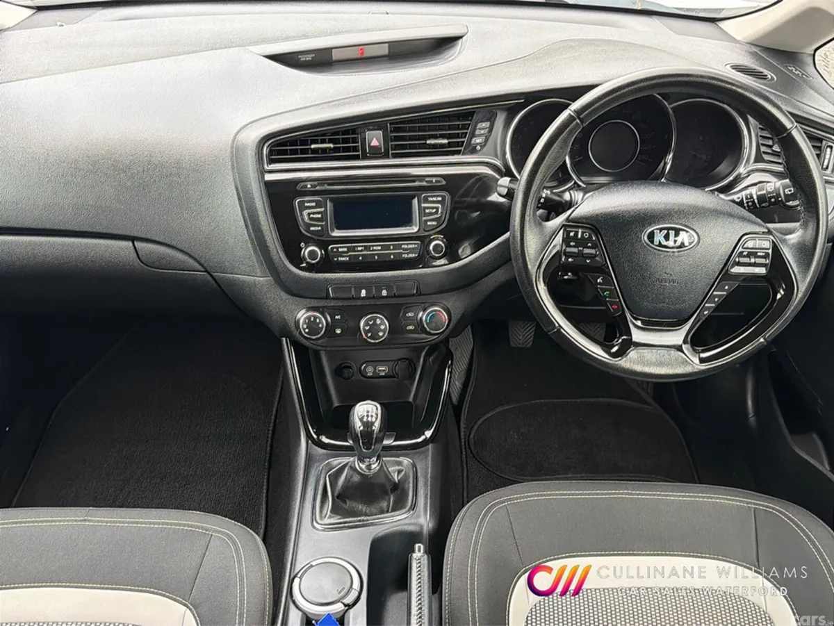 Kia Ceed Hatchback, Diesel, 2016, White