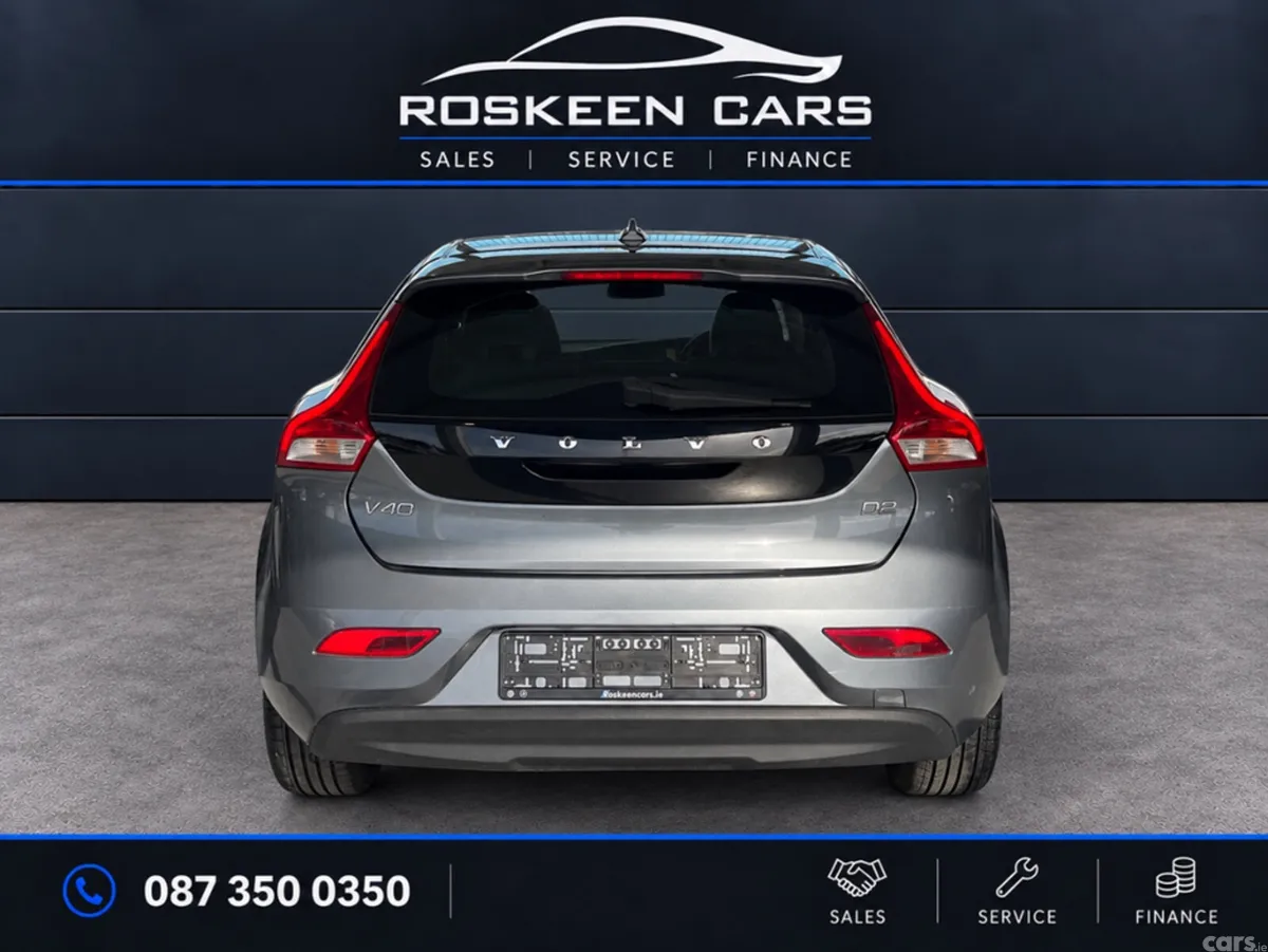 Volvo V40 Hatchback, Diesel, 2015, Grey