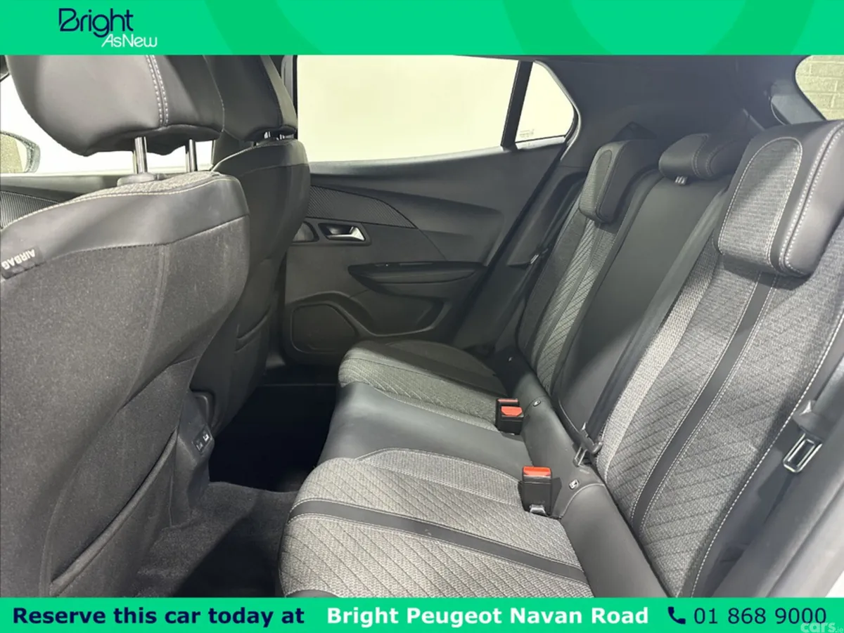 Peugeot 2008 MPV, Petrol, 2024, White