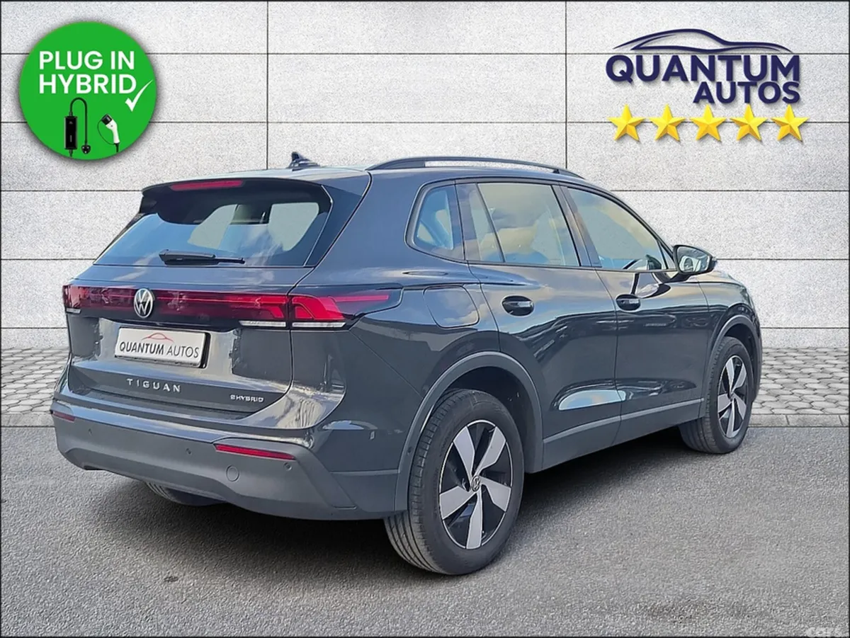 Volkswagen Tiguan SUV, Petrol Plug-in Hybrid, 2025, Grey