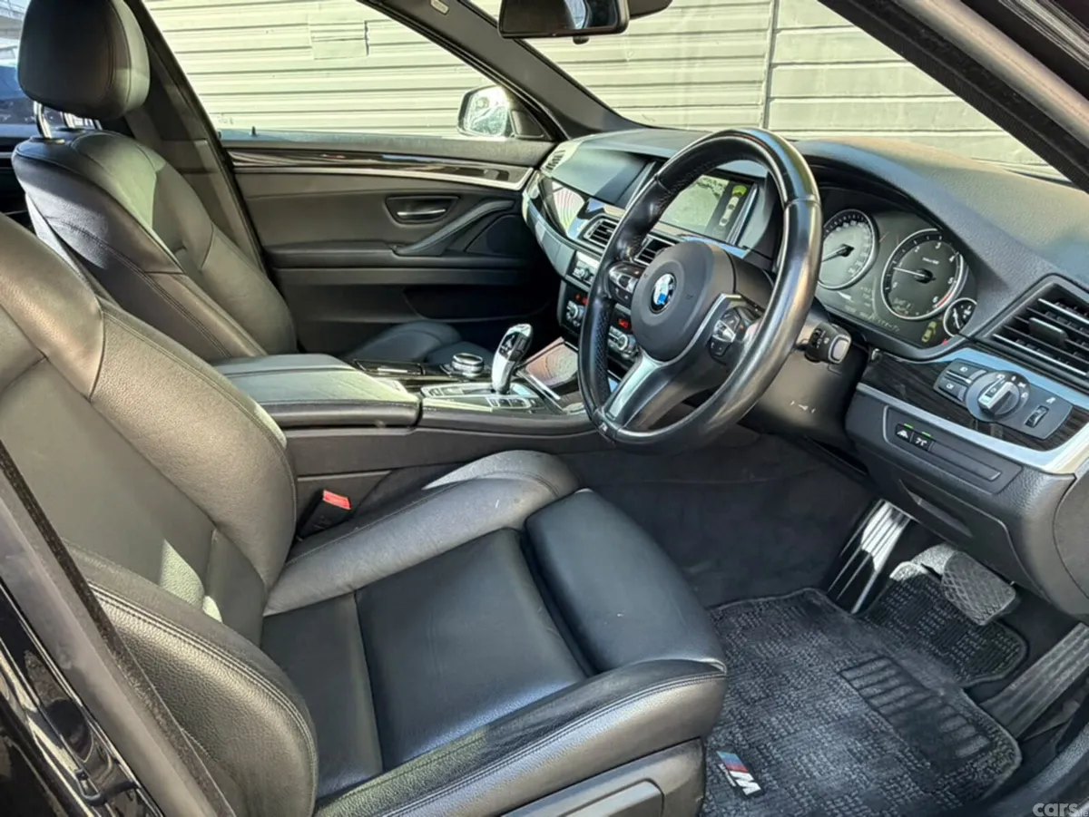 BMW 5-Series Saloon, Diesel, 2014, Blue