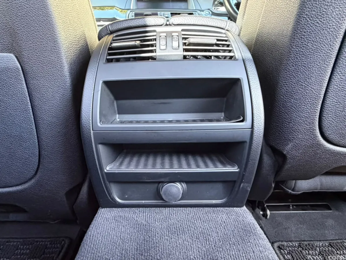 BMW 5-Series Saloon, Diesel, 2014, Blue
