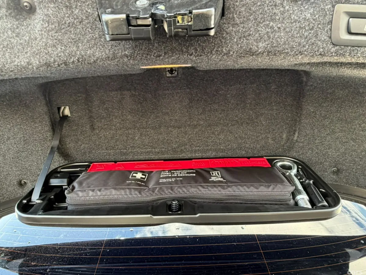 BMW 5-Series Saloon, Diesel, 2014, Blue