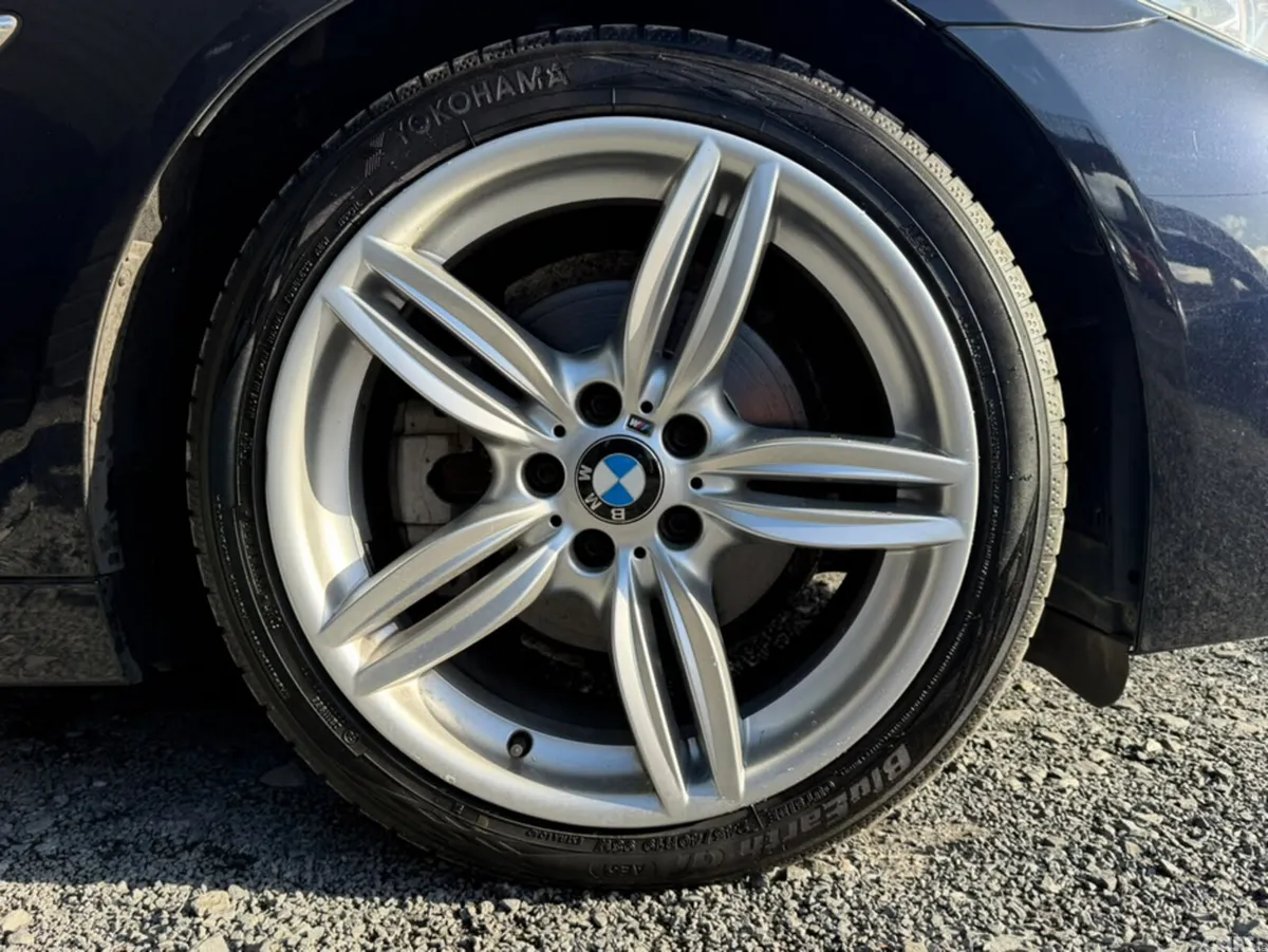 BMW 5-Series Saloon, Diesel, 2014, Blue