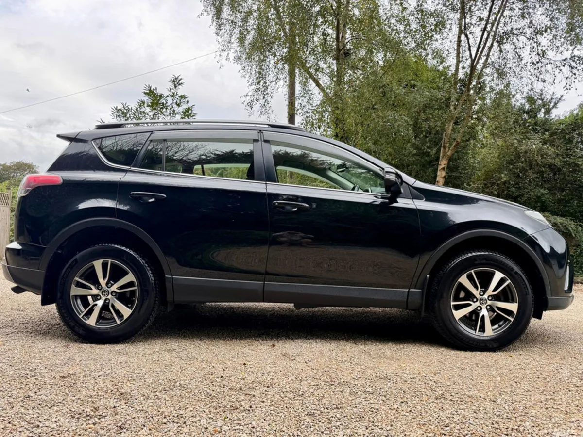 Toyota RAV4 SUV, Diesel, 2016, Black