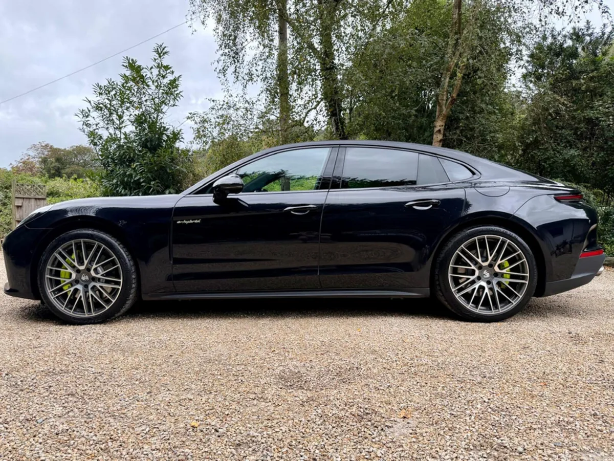 Porsche Panamera Hatchback, Petrol Plug-in Hybrid, 2025, Black