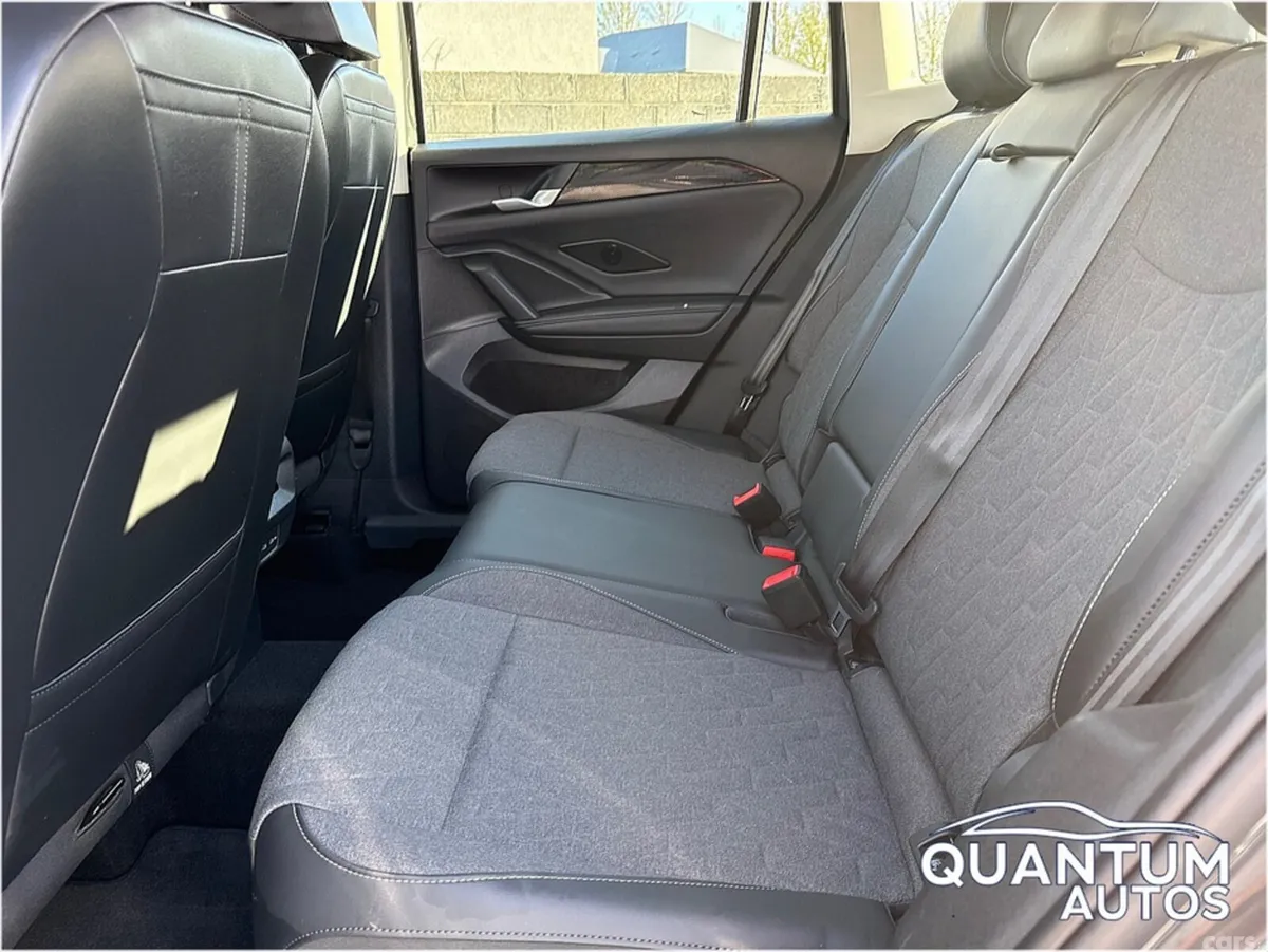 Volkswagen Tiguan SUV, Petrol Plug-in Hybrid, 2025, Grey